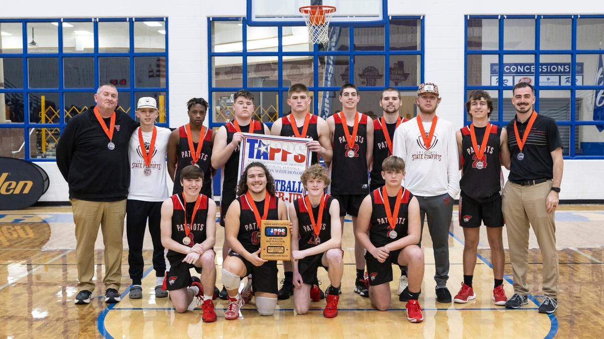 The Decatur Victory Christian boys basketball team poses for a picture after a 2A state championship appearance in their first season in TAPPS on Thursday, Feb. 27, 2025.