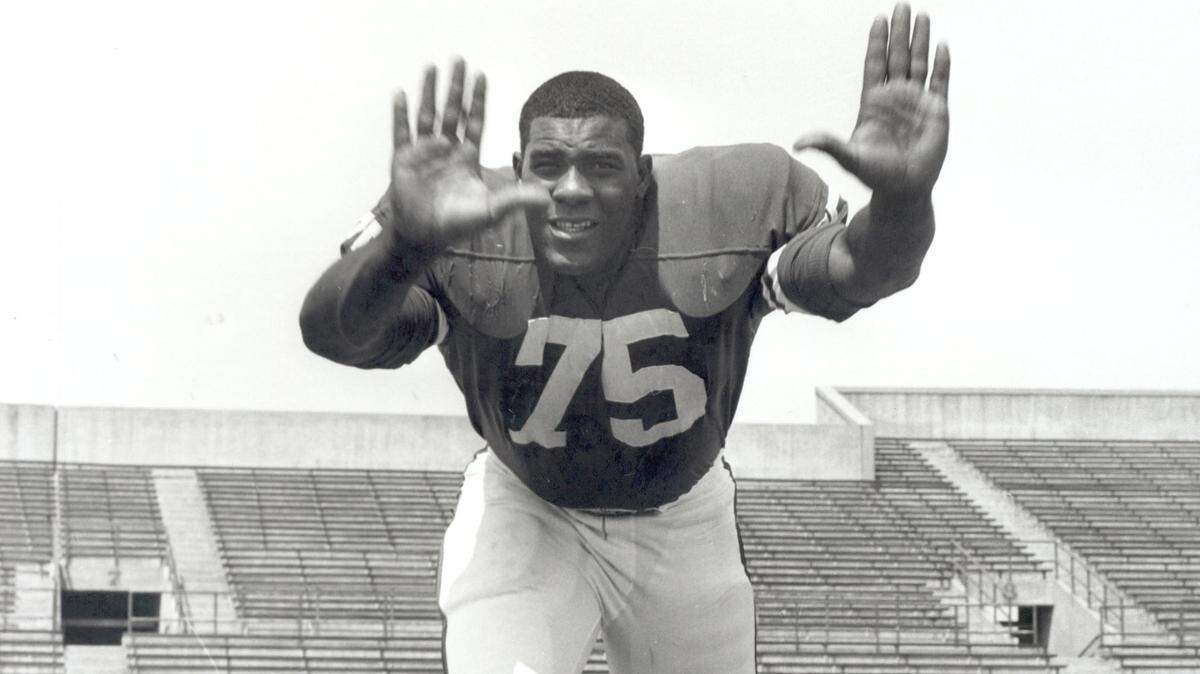 North Texas will unveil a statue of its greatest player Saturday, Hall of Famer Joe Greene, who because of his affiliation with UNT did he become one of the most recognized names in American sport’s history: Mean Joe Greene.