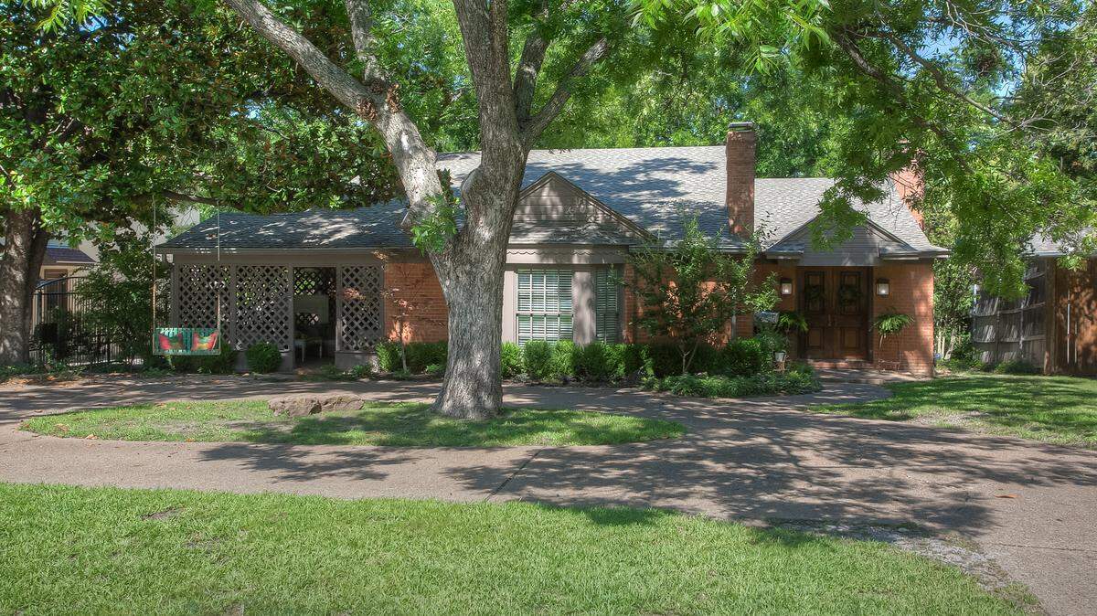 The home at 2512 Stadium Drive is open Sunday, October 13 from 1 to 3 p.m.   
