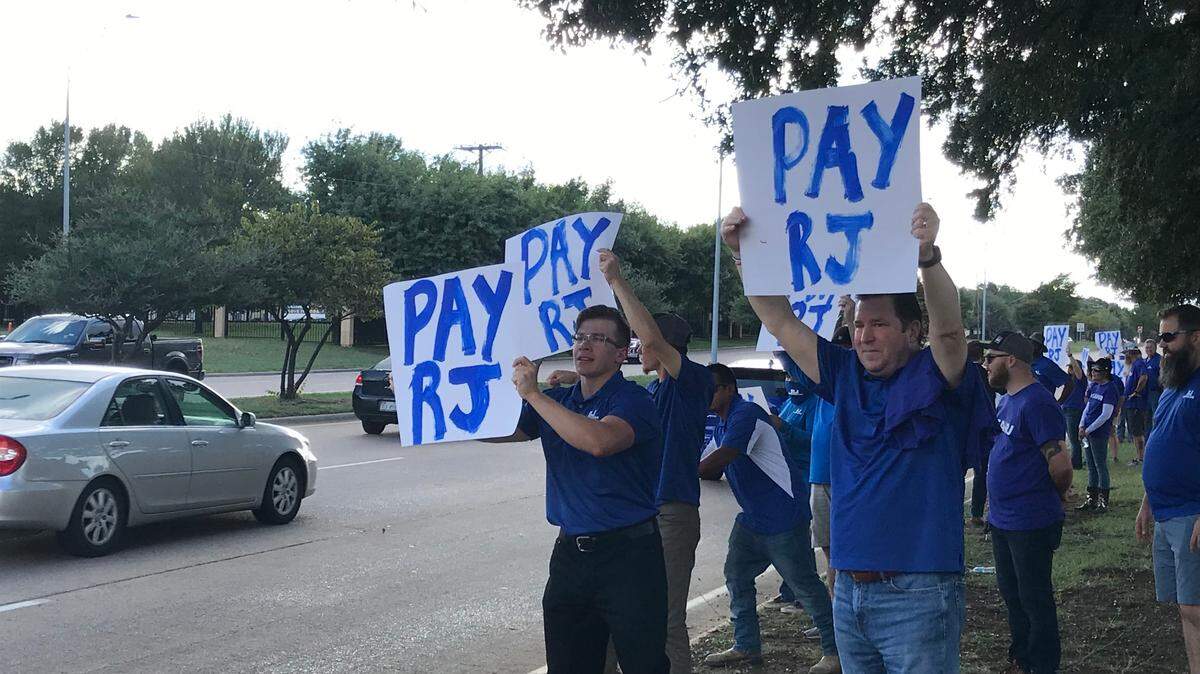 Protesters call for Arlington school district to pay RJ Construction over $1.2 million for emergency repairs employees made to Sam Houston High School after Winter Storm Uri. The district has argued it did not enter a written agreement with the company.