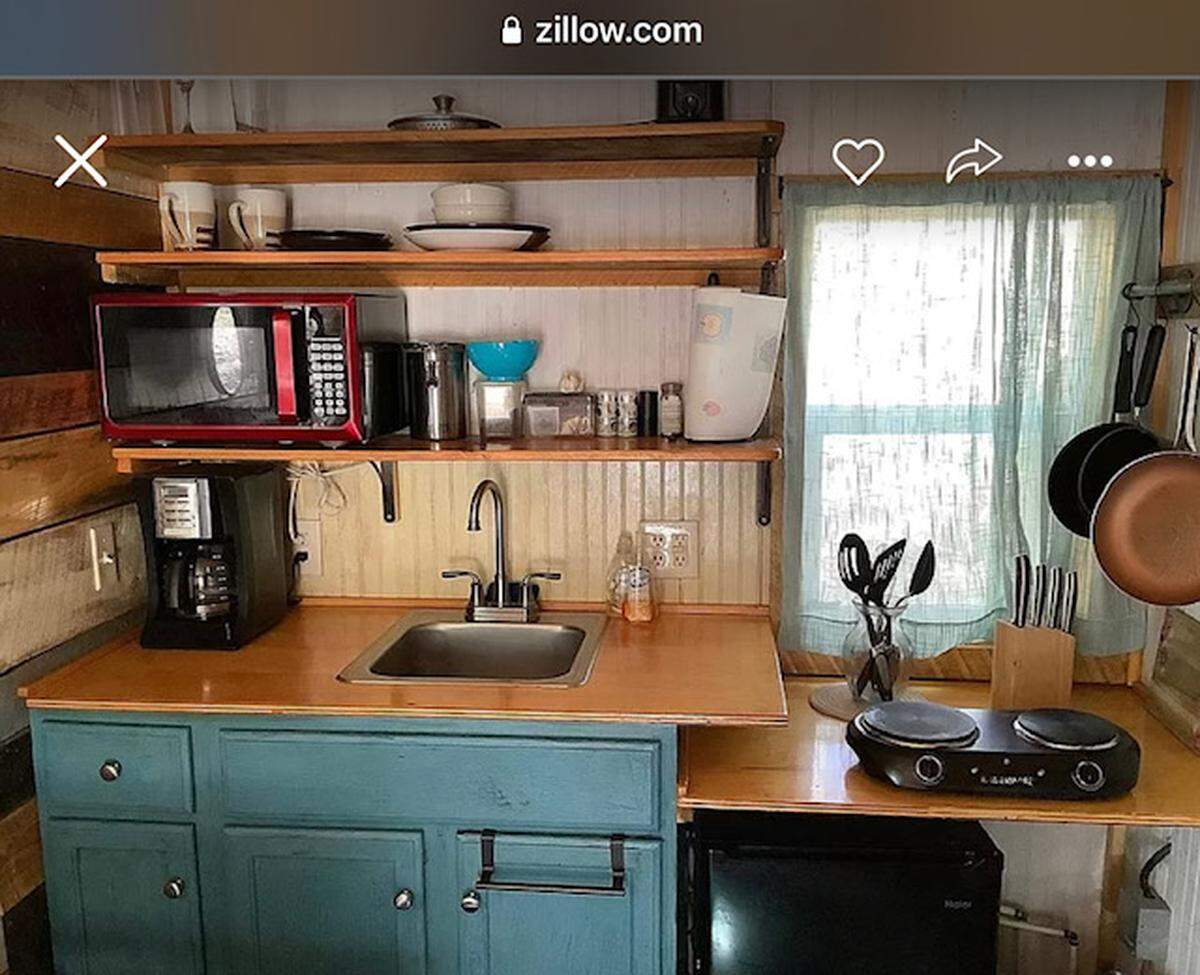 Kitchen area