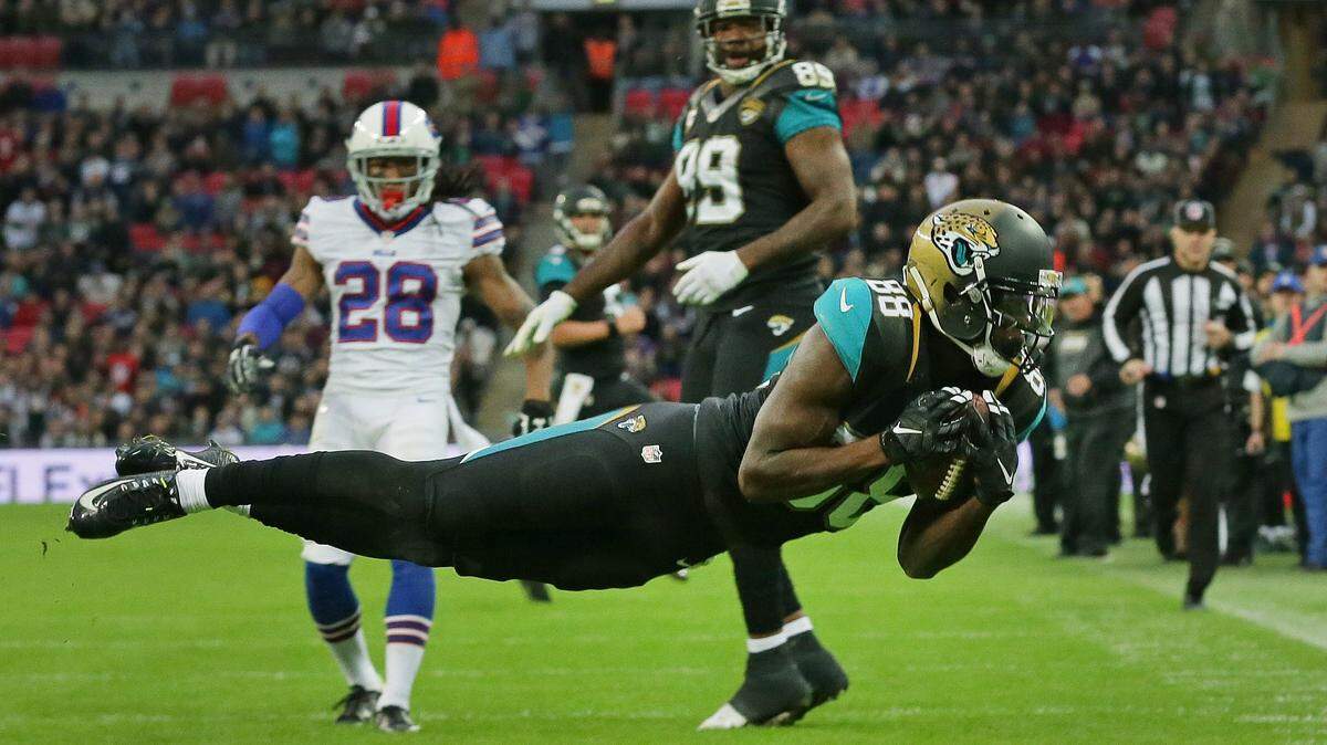 Allen Hurns had 189 receptions and 21 touchdown catches in four seasons with the Jacksonville Jaguars. He signed a two-year contract with the Dallas Cowboys.