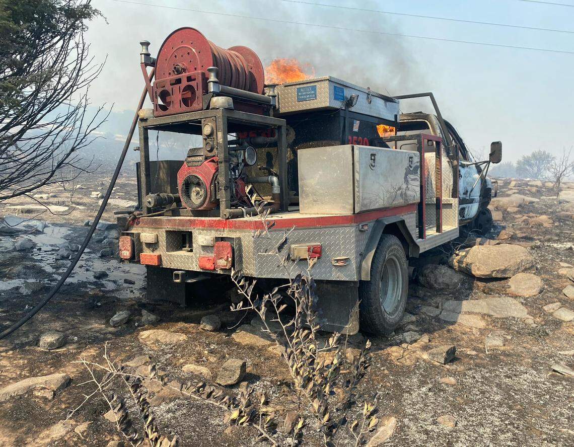 The “Colony Fire” in Hood County grew to 300 acres before the Texas A&M Forest Service was called to help with containment Wednesday evening. The fire continued to spread to 450 acres, then 467 acres over the course of several hours.