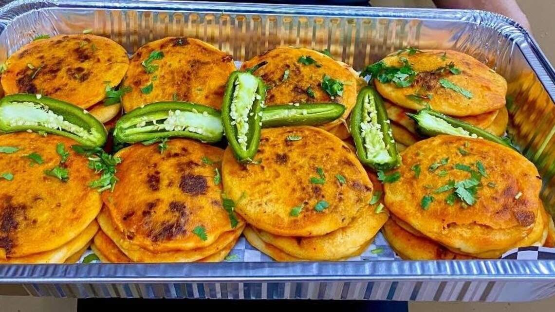 Einwohner von Fort Worth schwärmen von den Pupusas in diesem ...