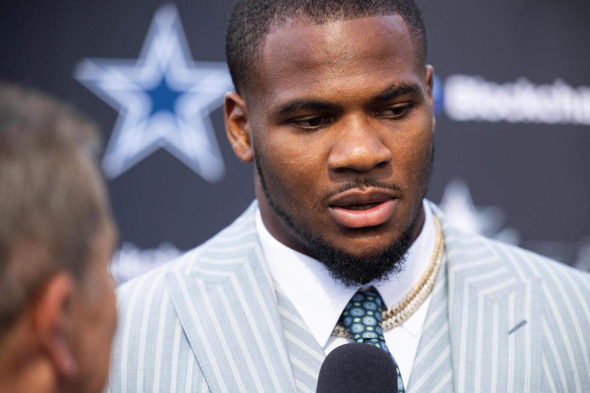 Dallas Cowboys Micah Parsons answers questions while on the blue carpet for the season kickoff event Thursday, Aug. 25, 2022, at Ford Center in Frisco.