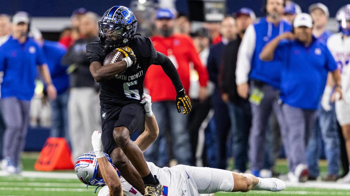 North Crowley wide receiver Quentin Gibson (6) gets past a tackle after a reception in the first quarter of the UIL 6A Division I championship game at AT&T Stadium in Arlington on Saturday, Dec. 21, 2024.
