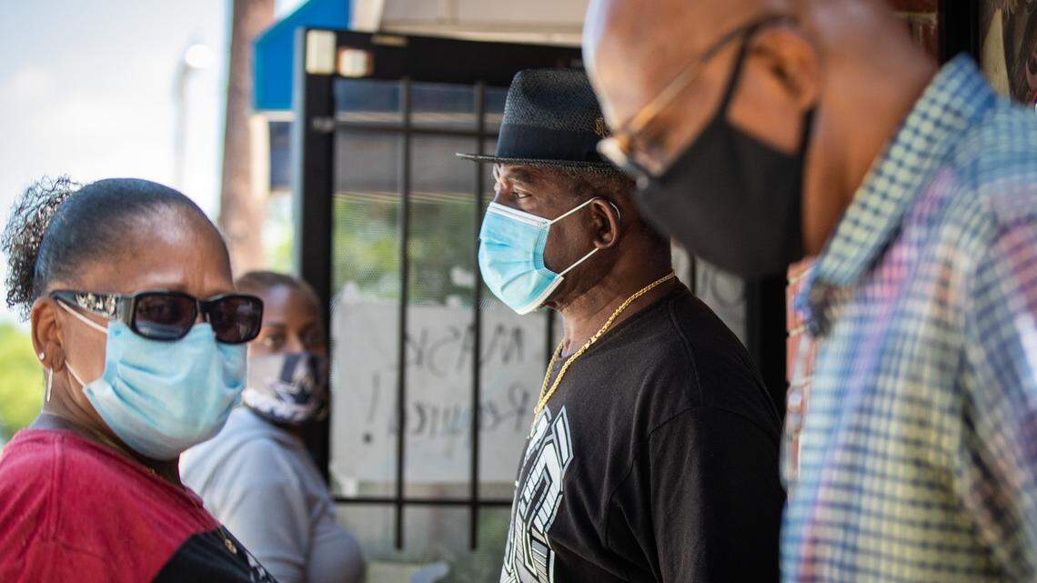 Texas Gov. Greg Abbott lifts COVID-19 mask mandate, allows businesses to open at 100%