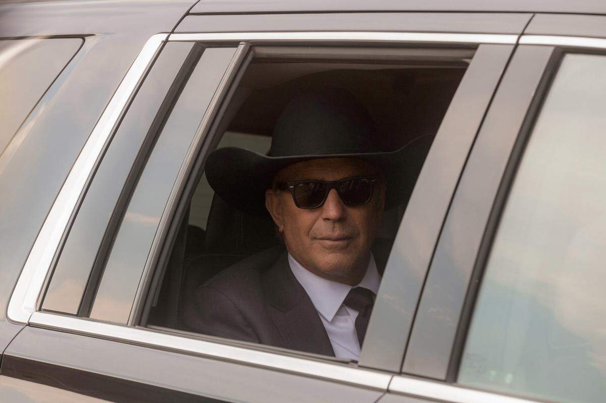 Kevin Costner as John Dutton in “Yellowstone,” Season 5, episode 4.