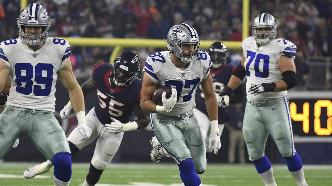 Dallas Cowboys tight end Geoff Swaim is likely out for the season with a fractured wrist that was worse than expected.