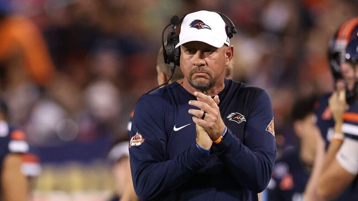 The ‘best coach in Texas’ should leave, or accept a good life in San Antonio