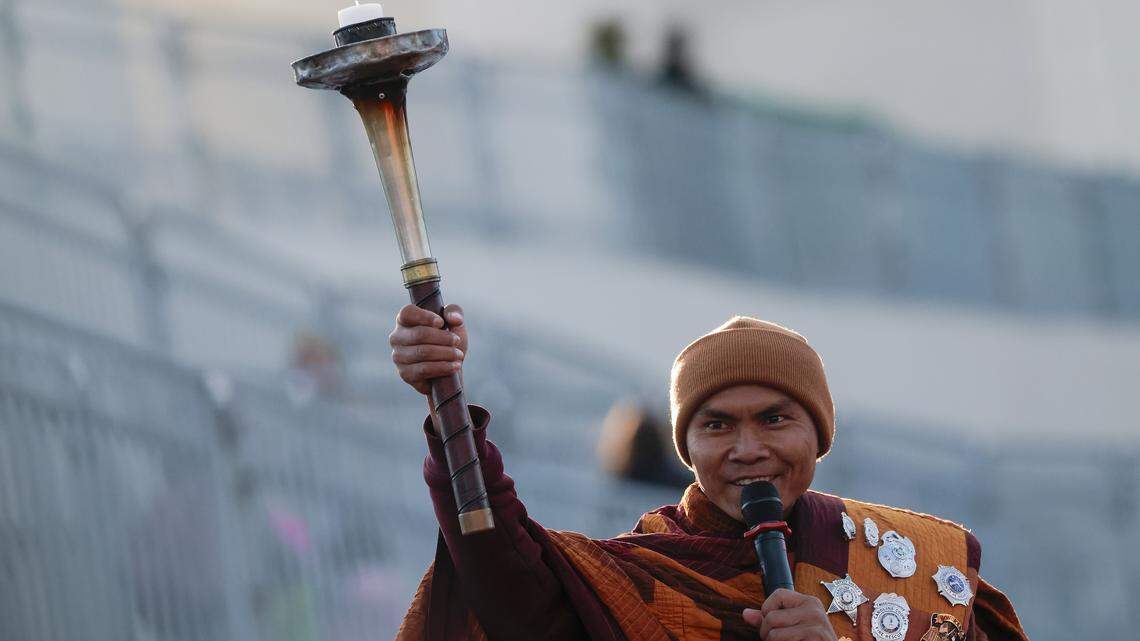 Walk for Peace lead monk shares mission to help the suffering: ‘Giving them hope’