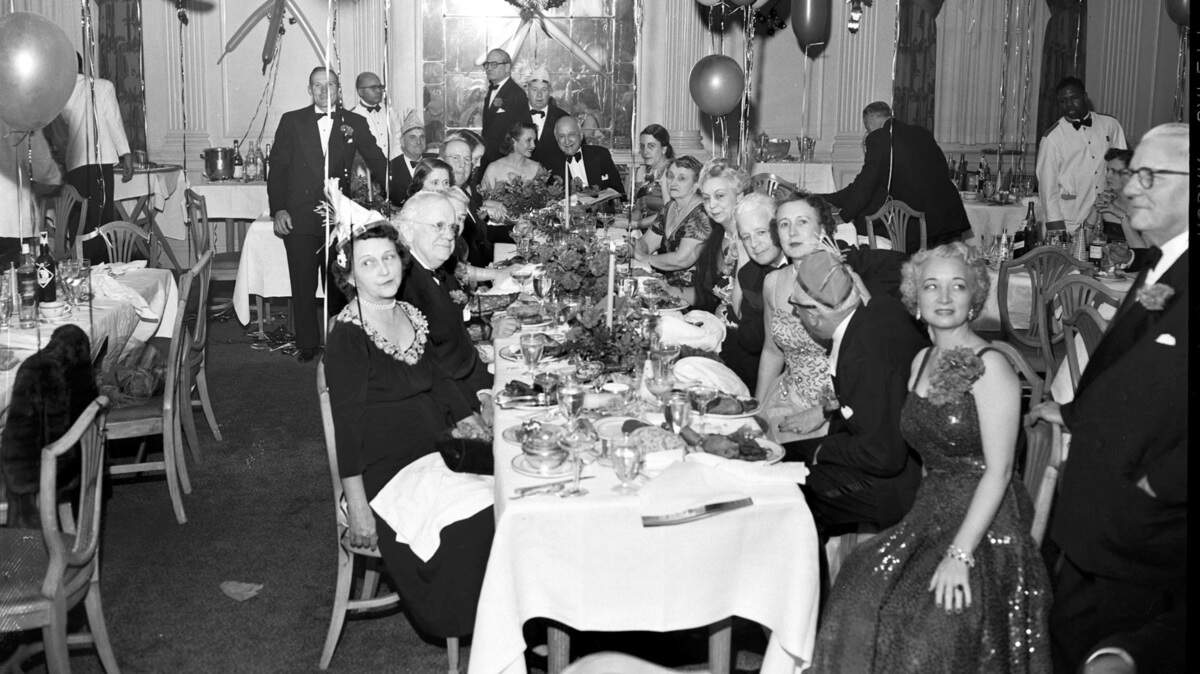 Amon G. Carter and his wife Minnie Meacham Carter host a New Year’s Eve celebration at the Fort Worth Club on Dec. 31, 1950.