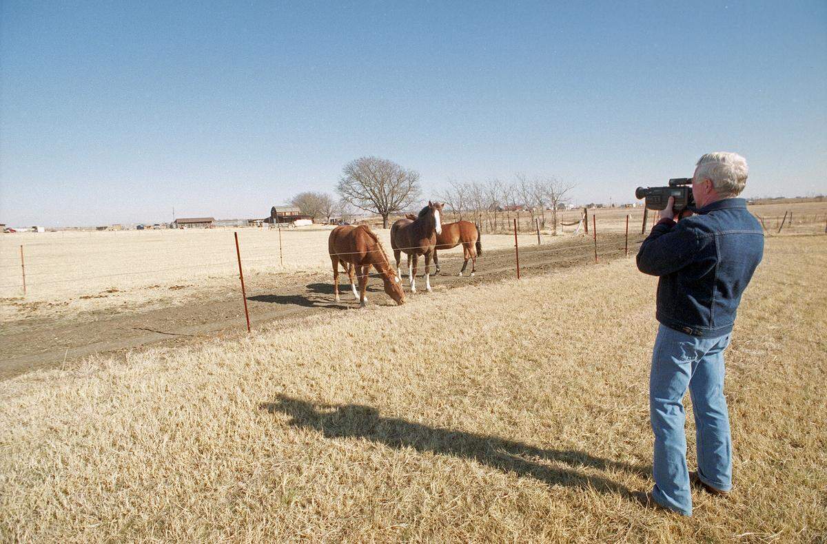 Dec. 14, 1989: From his backyard, Michael Newman videotapes U.S. Air Force jets flying above nearby Alliance Airport in Fort Worth during opening ceremonies of the airport.