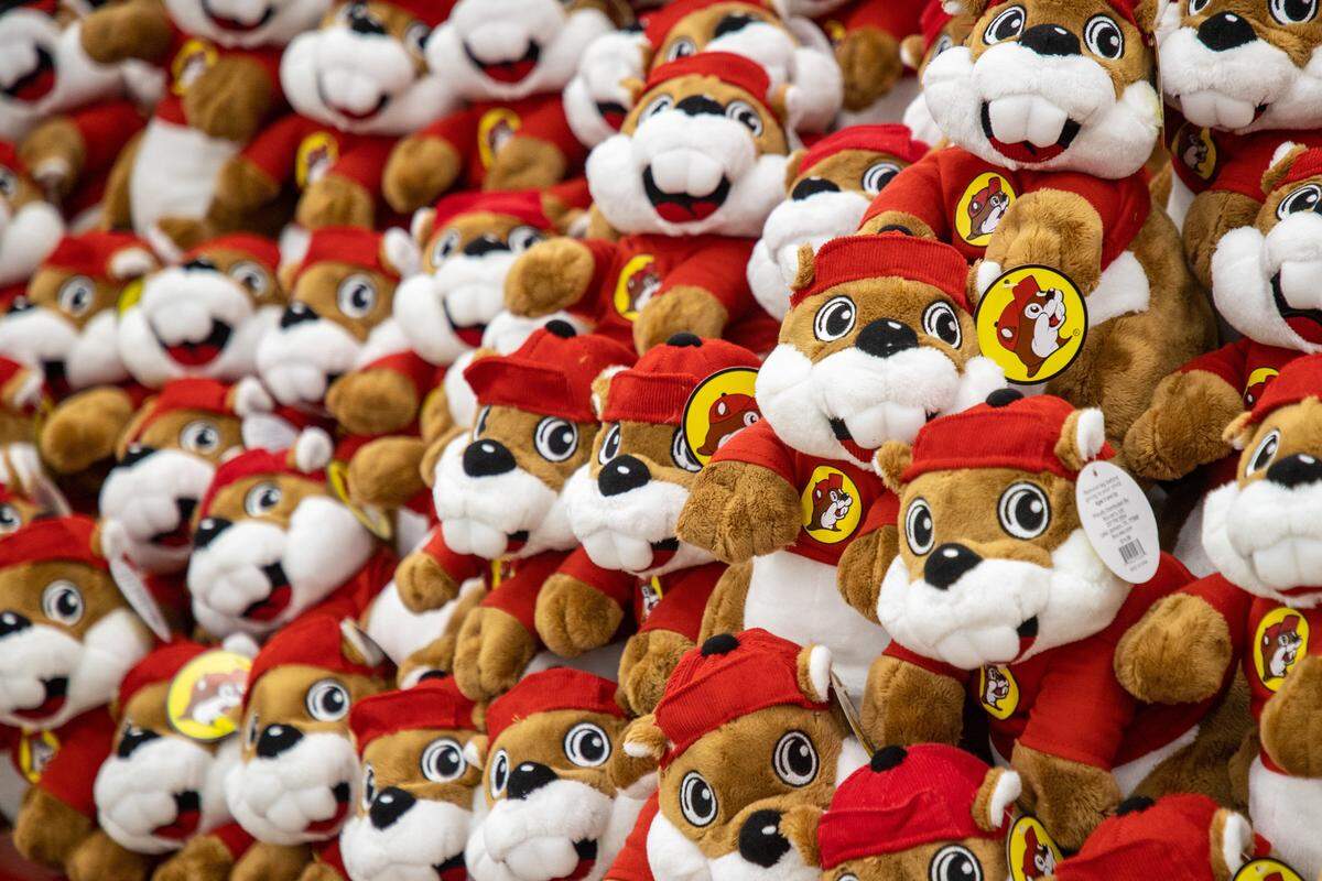 Stuffed Buc-ee the beavers for sale at the new Buc-ee's travel center in Richmond, KY on Tuesday morning. April 19, 2022As 2116 Buc Ees