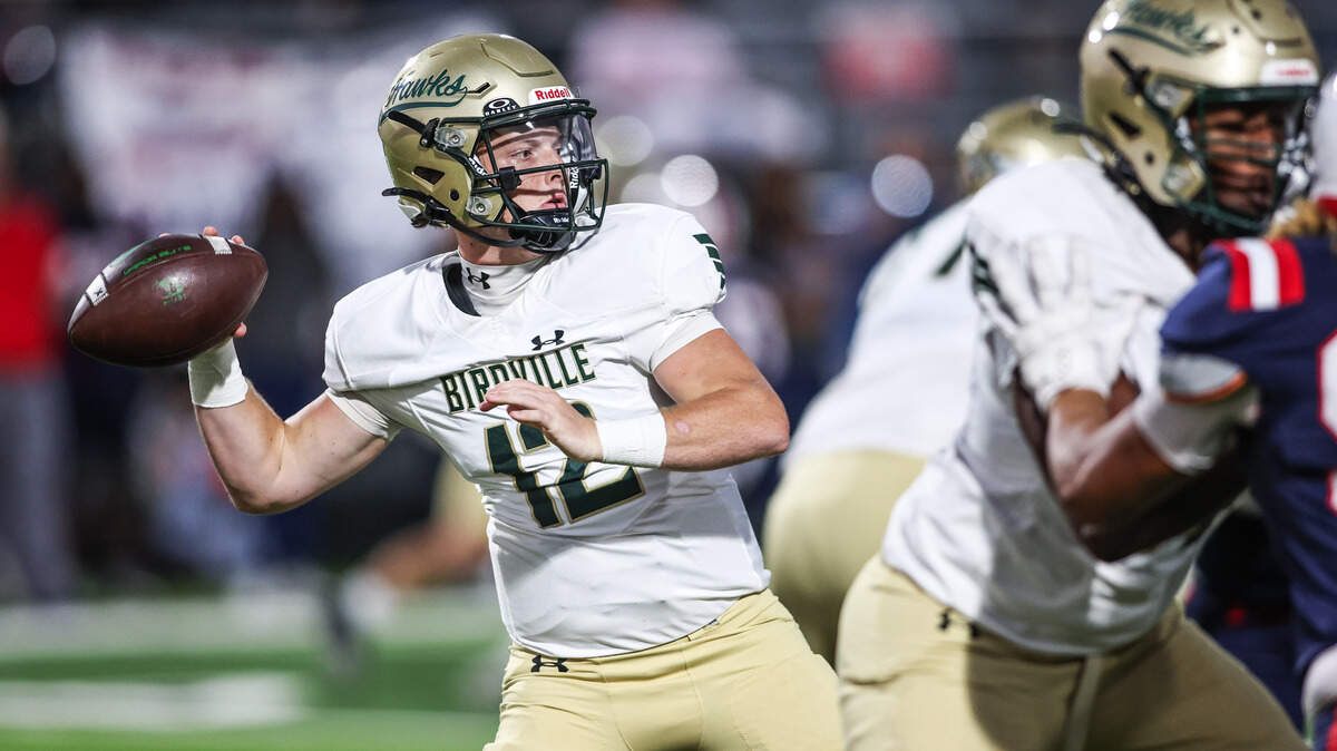 Birdville quarterback Zach Wells and his teammates are now in sole possession of fourth place and the final playoff spot in District 3-5A Division I. 
