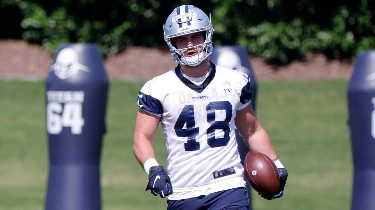Dallas Cowboys tight end Jake Ferguson (48) goes through drills during the NFL football team’s rookie minicamp in Frisco, Texas, Friday, May 13, 2022. (AP Photo/Michael Ainsworth)