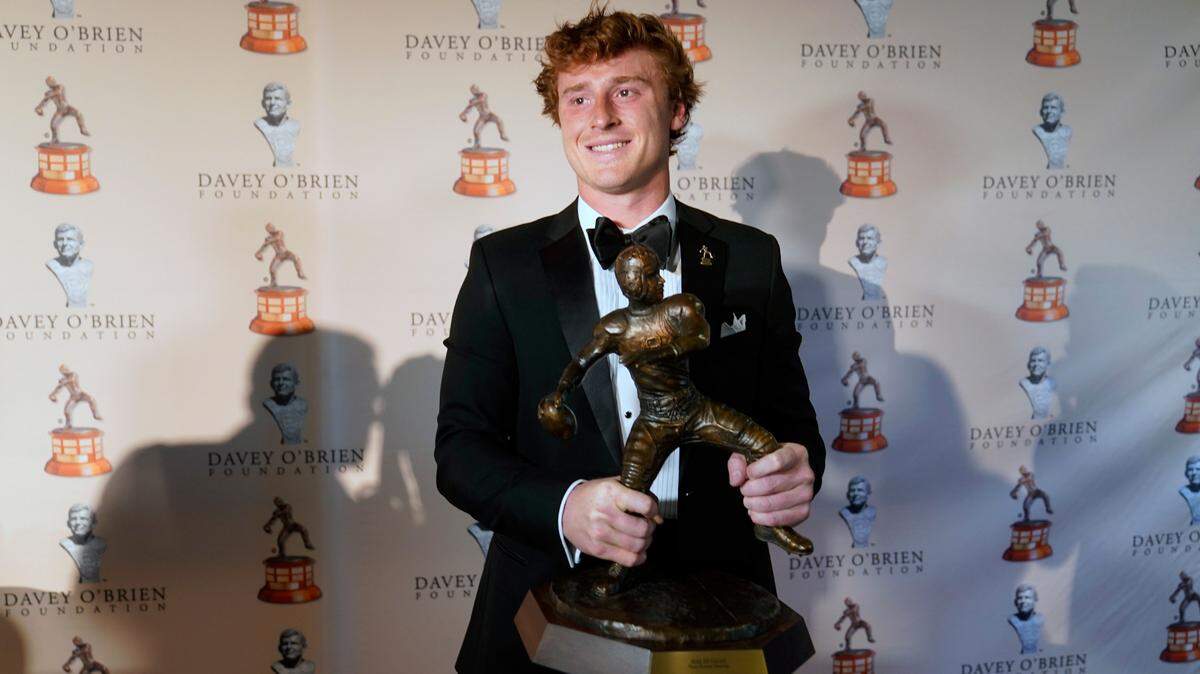 Max Duggan received the Davey O’ Brien award on Monday night at the Fort Worth Club. He is the first TCU player to win the award named after the former TCU quarterback who led the team to the national title in 1938.