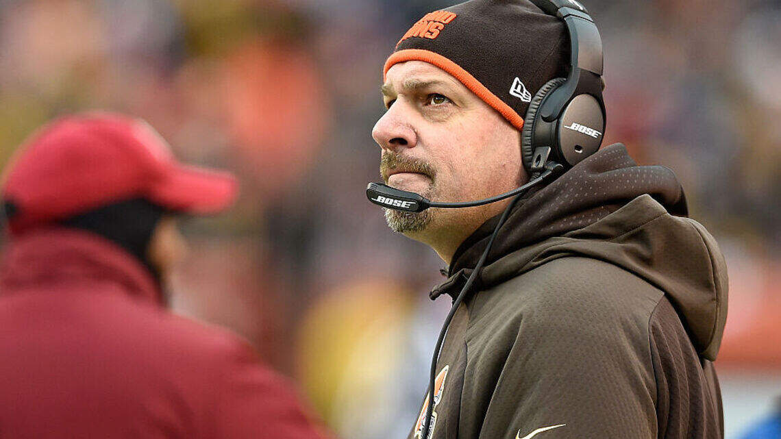 Dallas Cowboys hire longtime NFL defensive coordinator as senior adviser