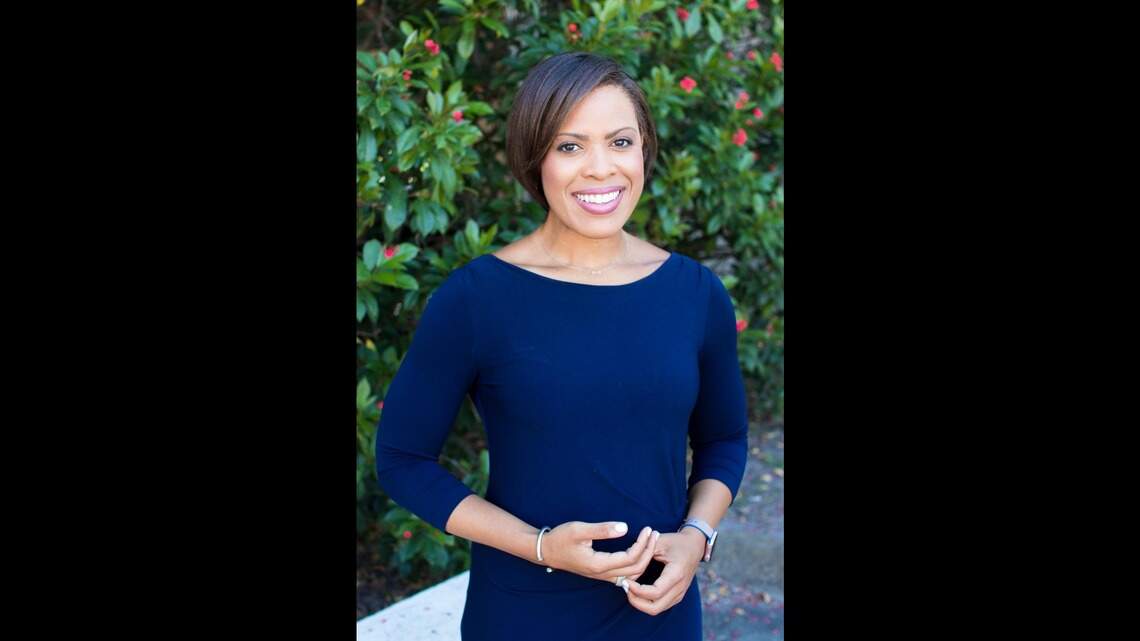A weekend anchor is leaving NBC 5. Here's who's replacing him