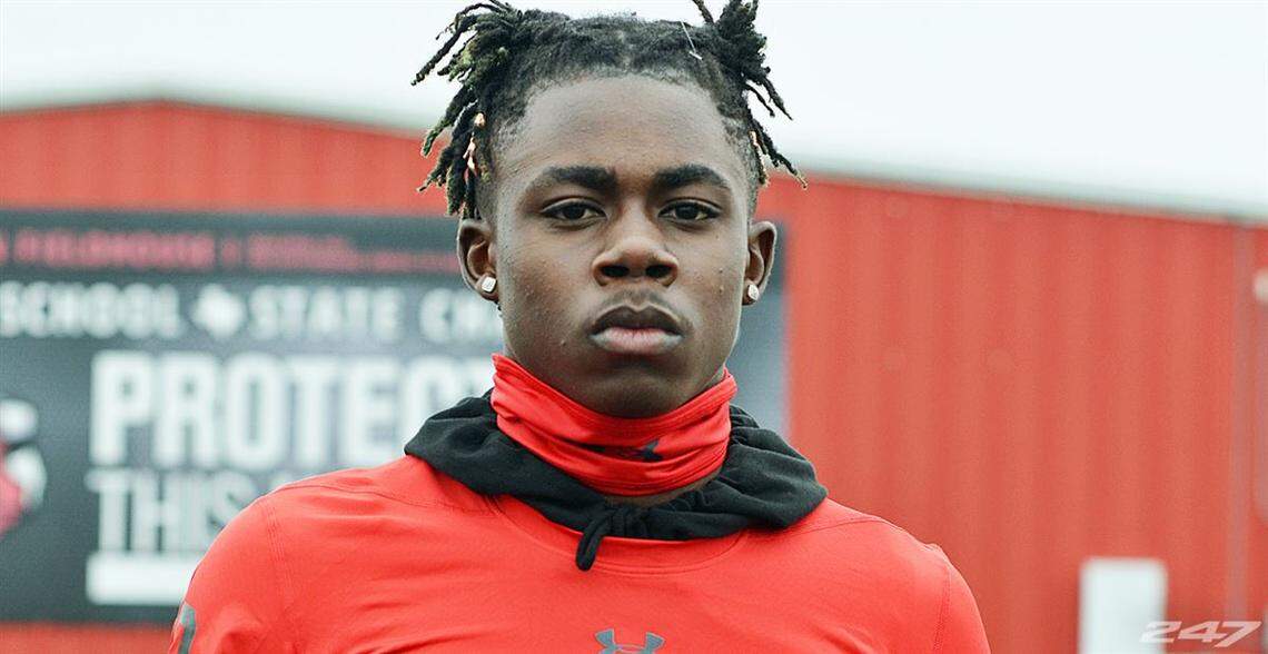 Four-star WR Dylan Wright (West Mesquite) currently has 38 offers and should get even more with a big senior season.