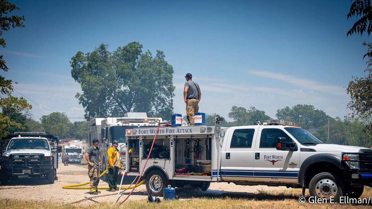 The Fort Worth Fire Department is asking the public to be cautious after putting out a grass fire near Glenwood Park on Saturday evening.