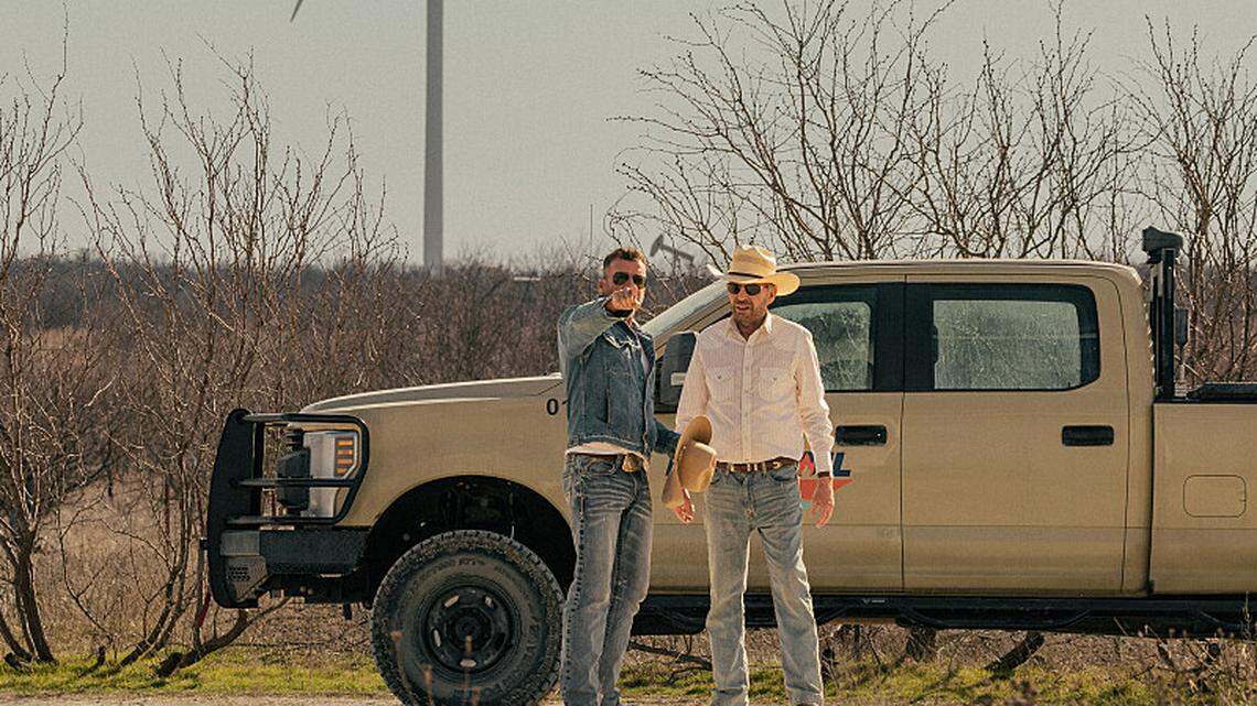 (L to R): Co-creator Taylor Sheridan and Billy Bob Thornton as Tommy Norris in season 1, episode 3 of “Landman” streaming on Paramount+.