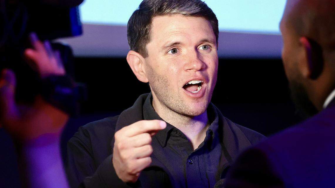 Final polls swing between Jasmine Crockett, James Talarico: Who’s leading now?