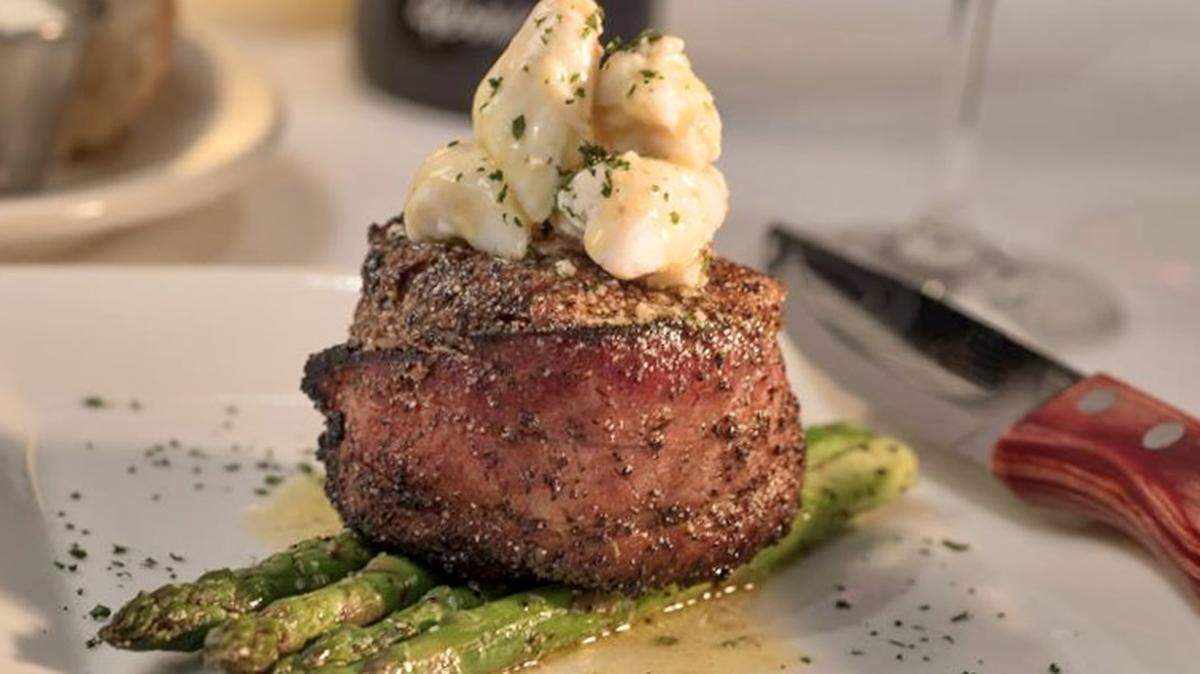 A filet mignon at Perry’s Steakhouse & Grille.