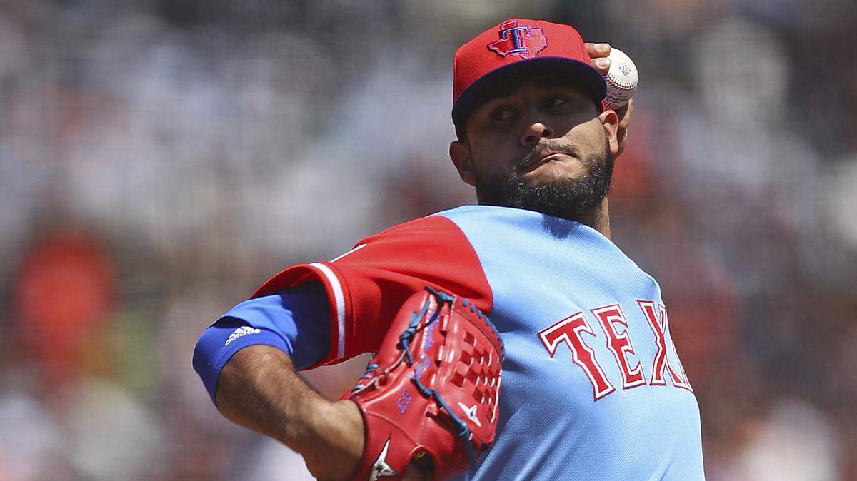 Martin Perez struggled in the first inning Saturday as the Giants scored four times, but the Rangers left-hander allowed only two hits over the next four innings.