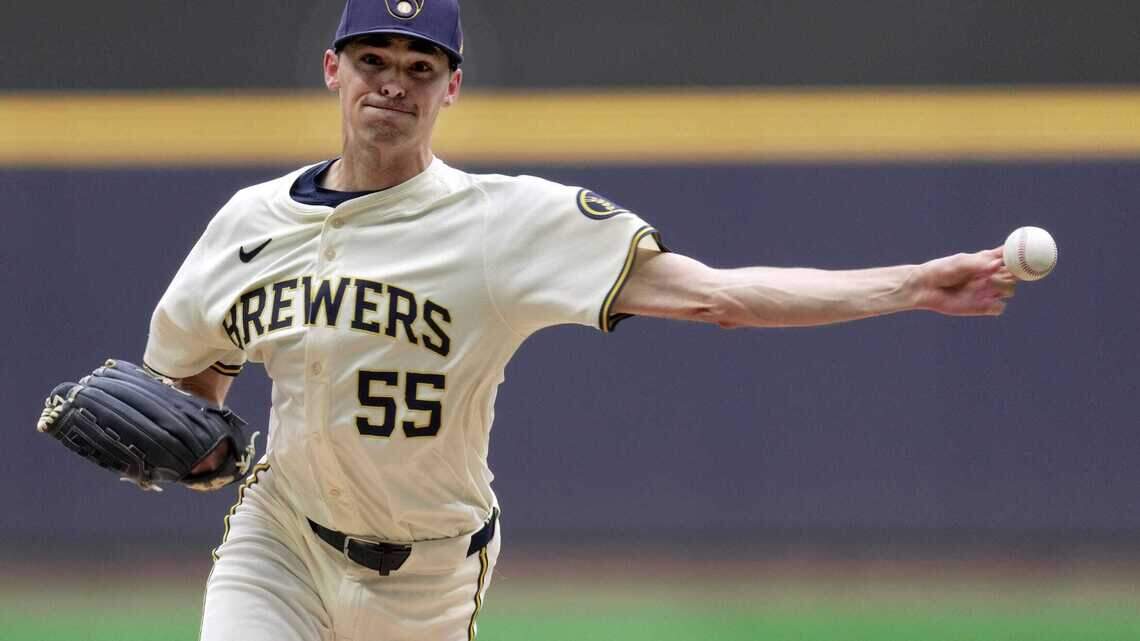 Texas Rangers sign Fort Worth native to one-year contract