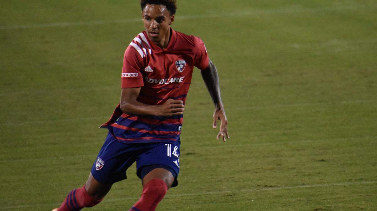 Bryan Reynolds, oriundo de Fort Worth, podría ser la pieza que complete la solidez de la defensa texana.