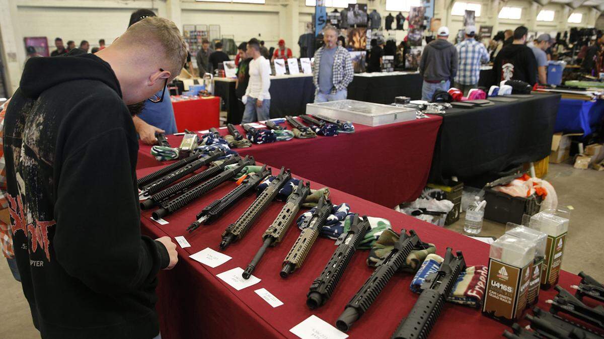 Politicians need to go on the record: Should anyone of any age be able to buy an unlimited number of firearms at a gun show?