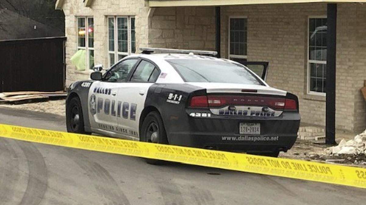 Four found dead in Dallas home in apparent carbon monoxide poisoning, according to news reports.