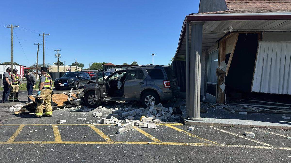 The driver of a sport utility vehicle lost control and crashed into the office of the Red Roof Inn on Saturday morning, White Settlement police say.