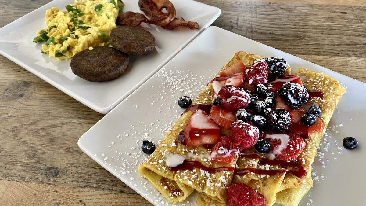 My Cafe Breakfast & Lunch serves crepes, brunch dishes, burgers and lunch items.
