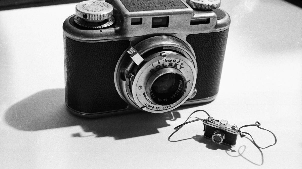 Big Camera/Little Camera, 1976