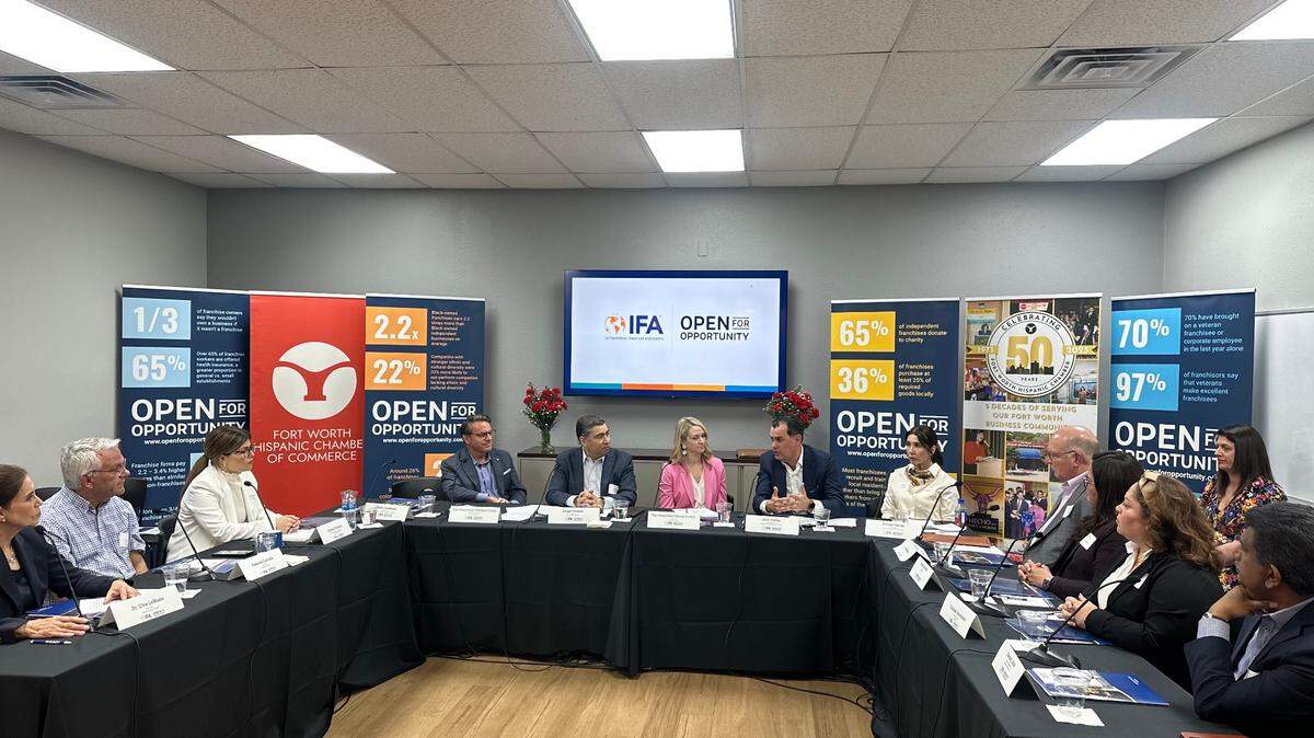 Fort Worth elected officials and franchise owners gathered to discuss investing in Hispanic- and Latino-owned businesses.
