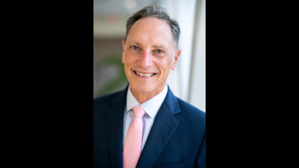 Robert Earley will retire as president and CEO of the JPS Health Network in Fort Worth in March 2022.