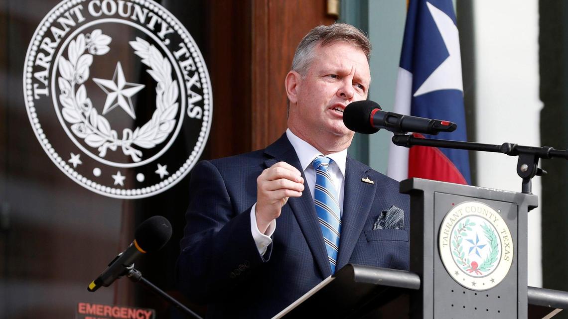 Tim O’Hare addresses the crowd after being sworn in as the Tarrant County judge on the steps of the Courthouse in Fort Worth, Texas, Sunday, Jan. 1, 2023.