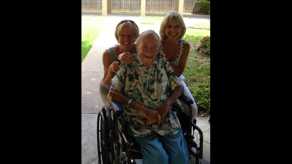 From left: Leslie Barker, her father, Eddie Barker, and sister Susan Barker Munguia.