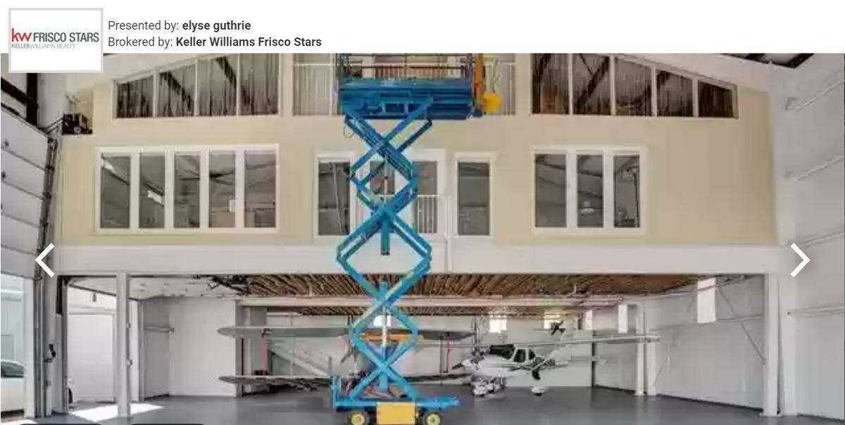 Airplane hangar