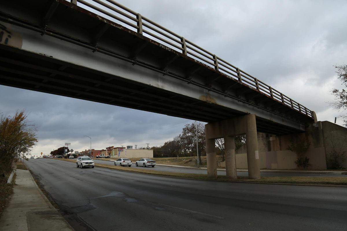 At least four spots in the area between Seminary Drive and Loop 820 near Hemphill are among the 300 dangerous flash flood zones the city of Forth Worth has identified. This spot on Seminary, at the train tracks west of La Gran Plaza, had been tagged as a critical flash flooding area.