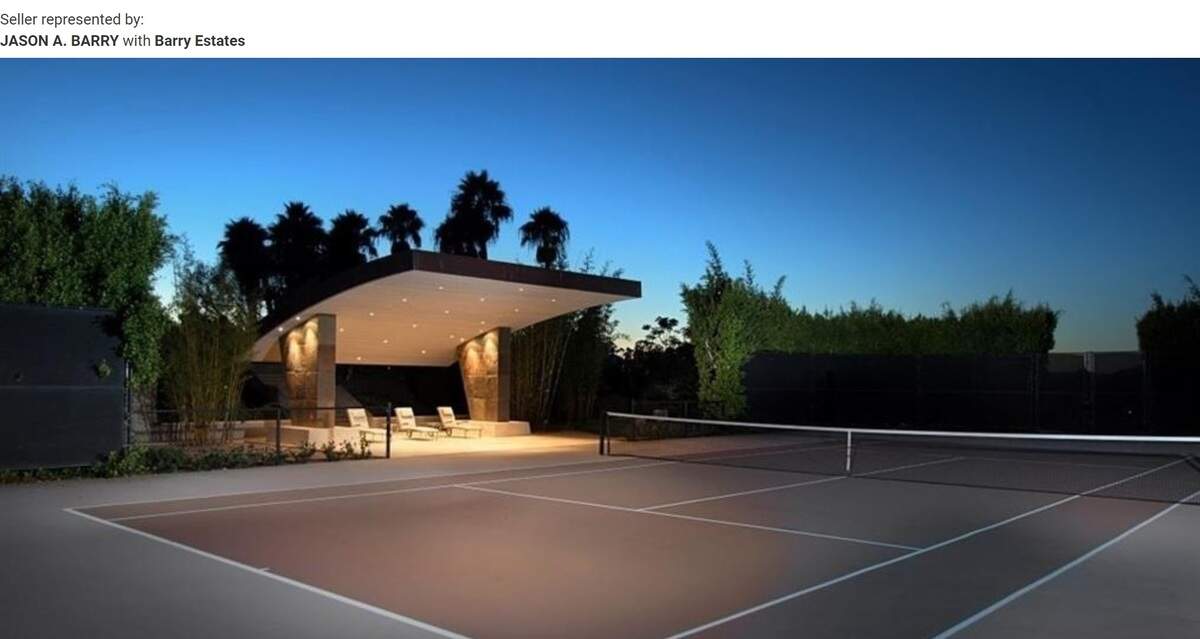 Tennis court