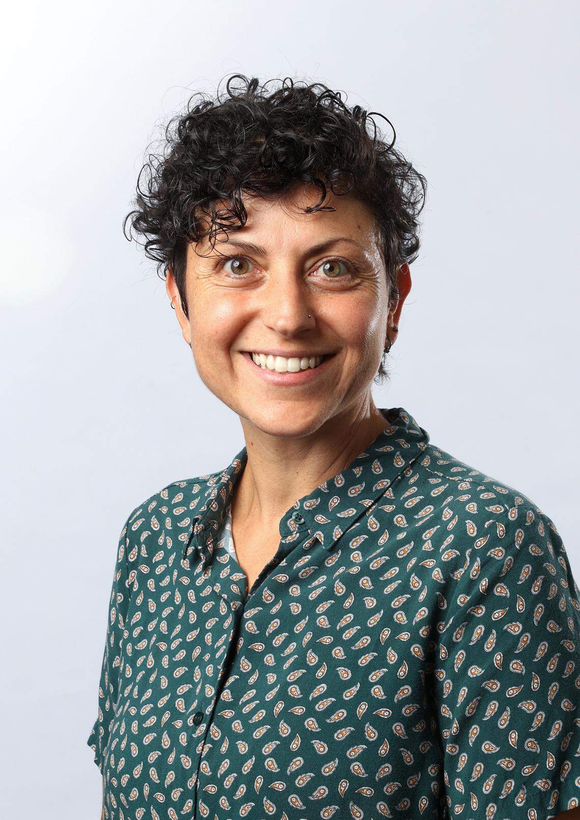 Profile Image of Yffy Yossifor