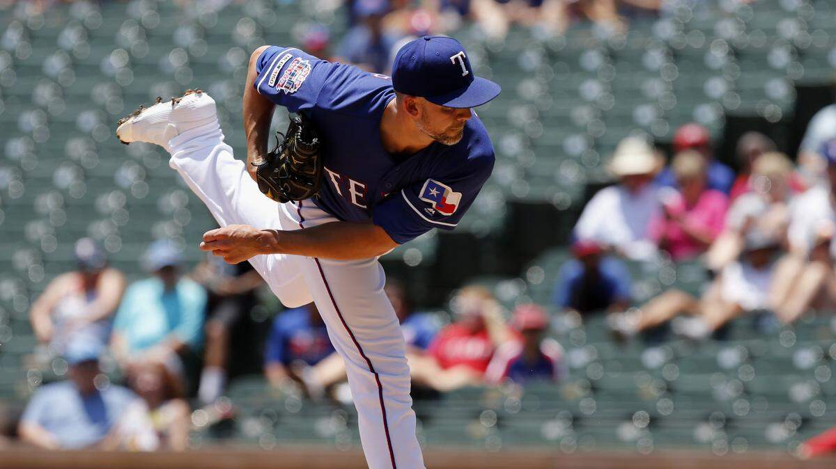 Mike Minor worked eight innings Thursday afternoon on only 110 pitches, and he carried the Rangers past the Indians.