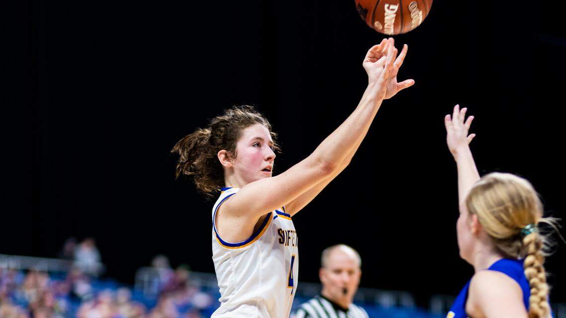 Addie Dyer (4) shoots a three during the Swiftettes 1A State Semifinal game against the Veribest Falcons at the Alamodome in San Antonio on March 5th, 2020. (Matthew Smith-Special to the Star-Telegram).