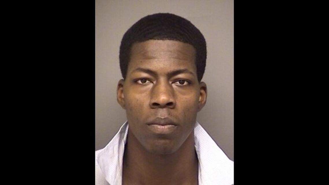 2015 mugshot of Lonneil Javon White