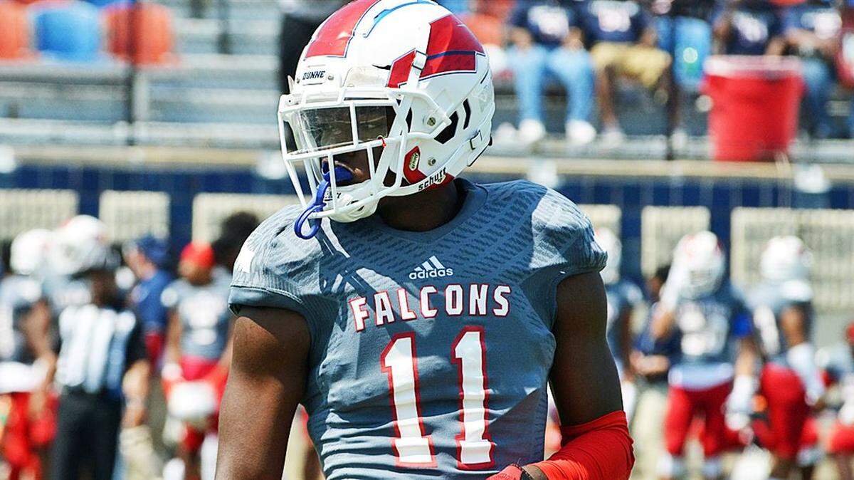 Dallas Bishop Dunne's Brian Williams is a 5-star recruit and the top-rated safety in the country.