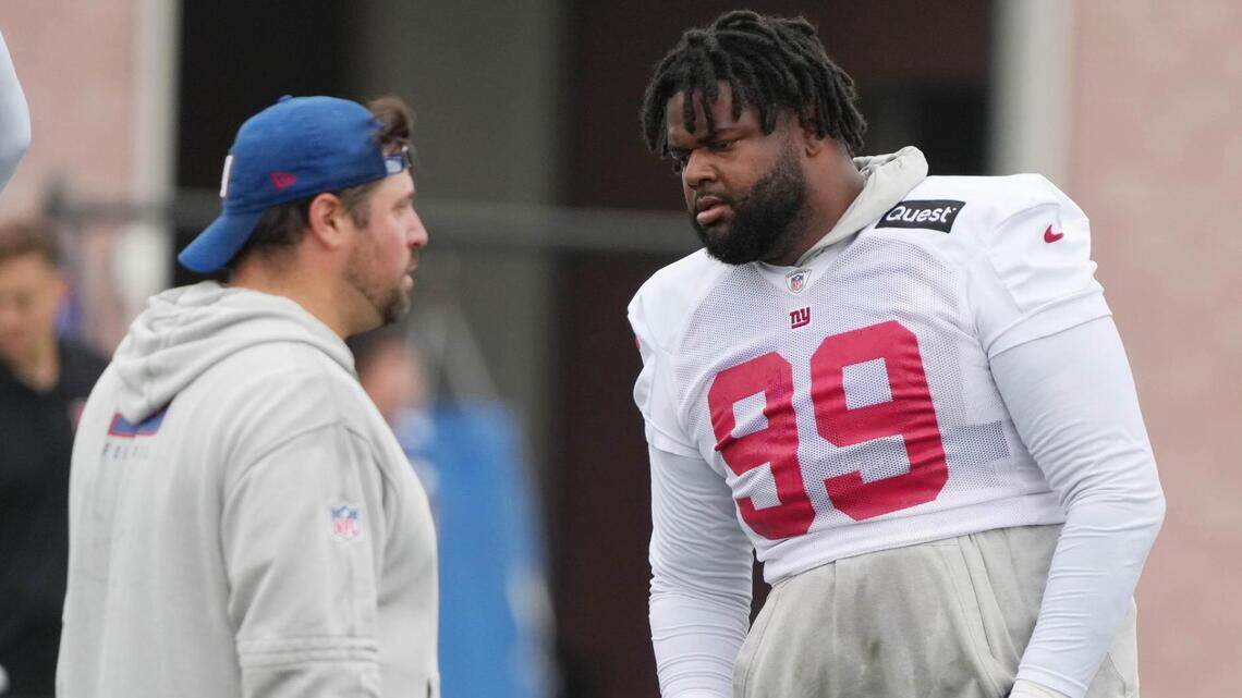 Dallas Cowboys bolster defensive line in trade with Giants for DT Jordan Phillips