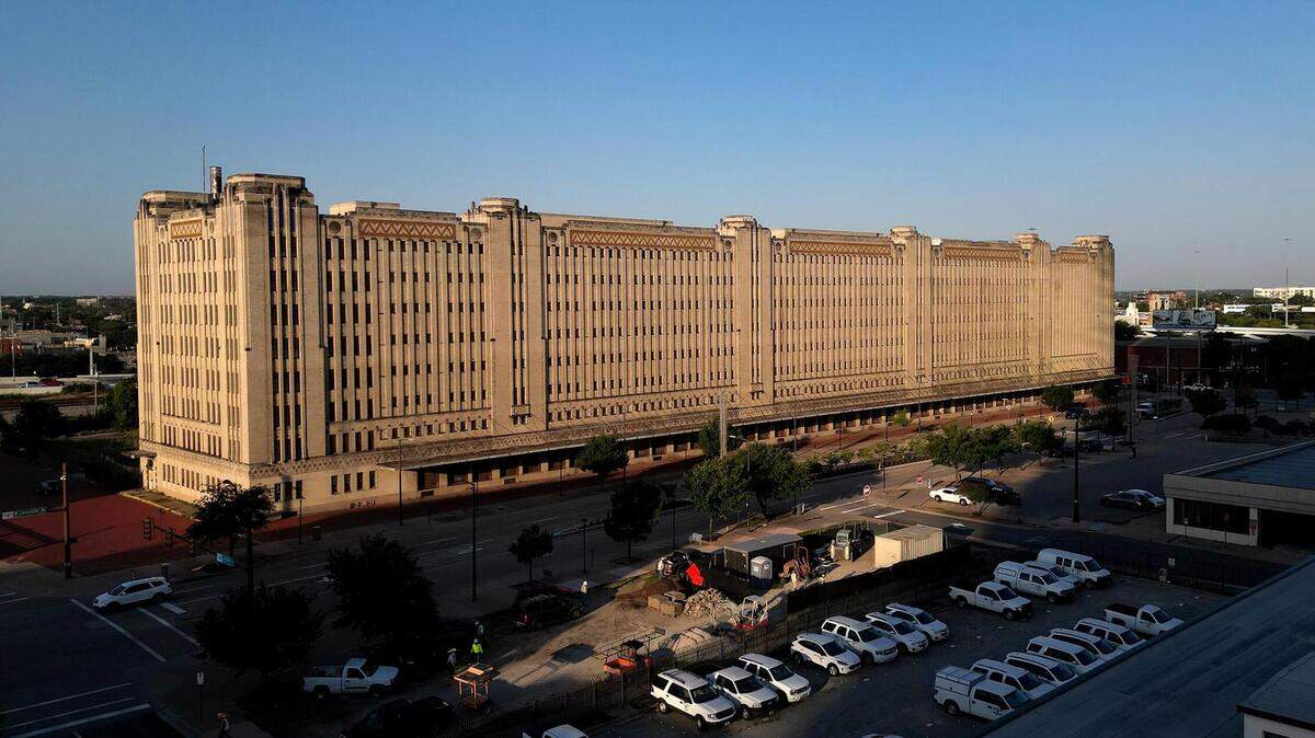 The T&P Warehouse in downtown Fort Worth on Tuesday. More than $2 million in structural repairs are recommended for the historic building.
